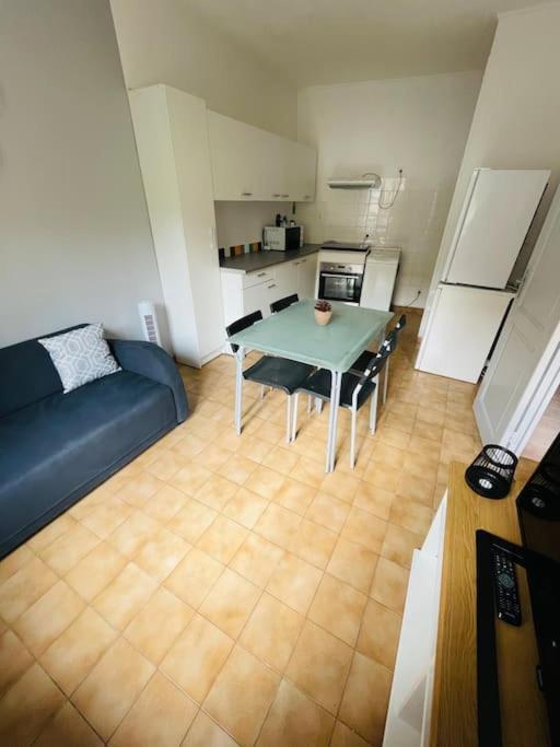Chez Leo I - Appartement T2 Proche Tricastin Bollene Exterior photo
