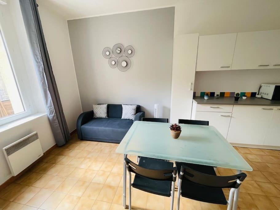 Chez Leo I - Appartement T2 Proche Tricastin Bollene Exterior photo